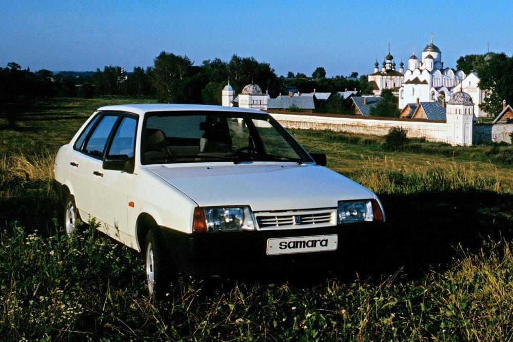 ВАЗ (Lada) 21099 1 поколение (1990-2004) Седан