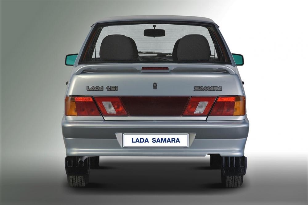 ВАЗ (Lada) 2115 1 поколение (1997-2012) Седан