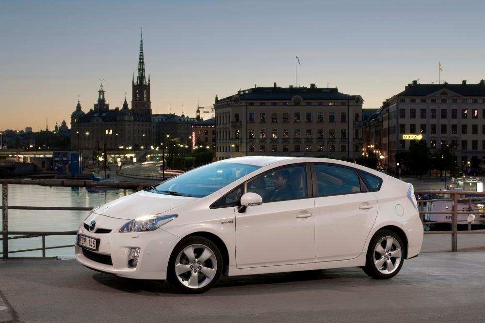 Toyota Prius 3 поколение 