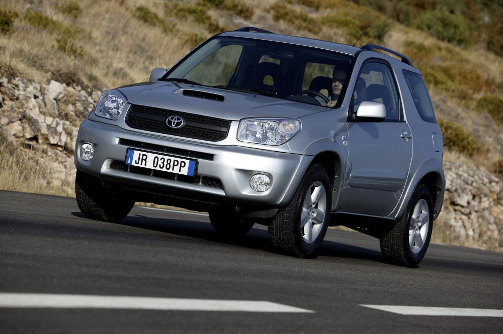 Toyota RAV4 2 поколение [рестайлинг] (2003-2006) Кроссовер 3-дв.