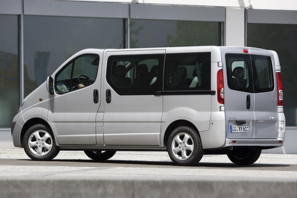 Opel Vivaro 1 поколение [рестайлинг] (2006-2014) Combi минивэн 4-дв.