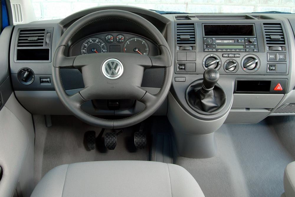 Volkswagen Caravelle T5
