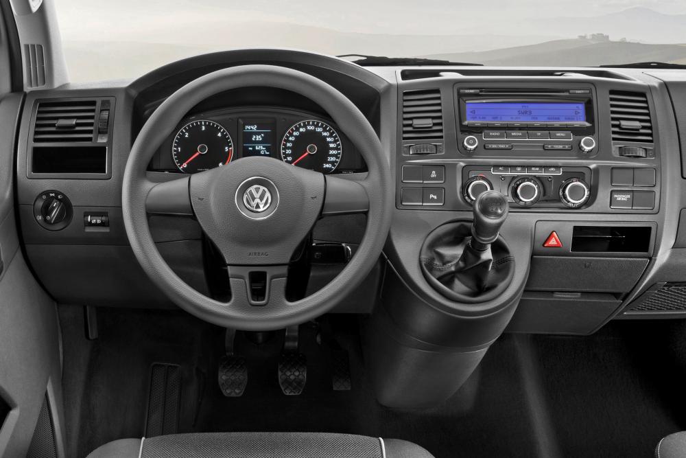Volkswagen Transporter T5 рестайлинг Kombi