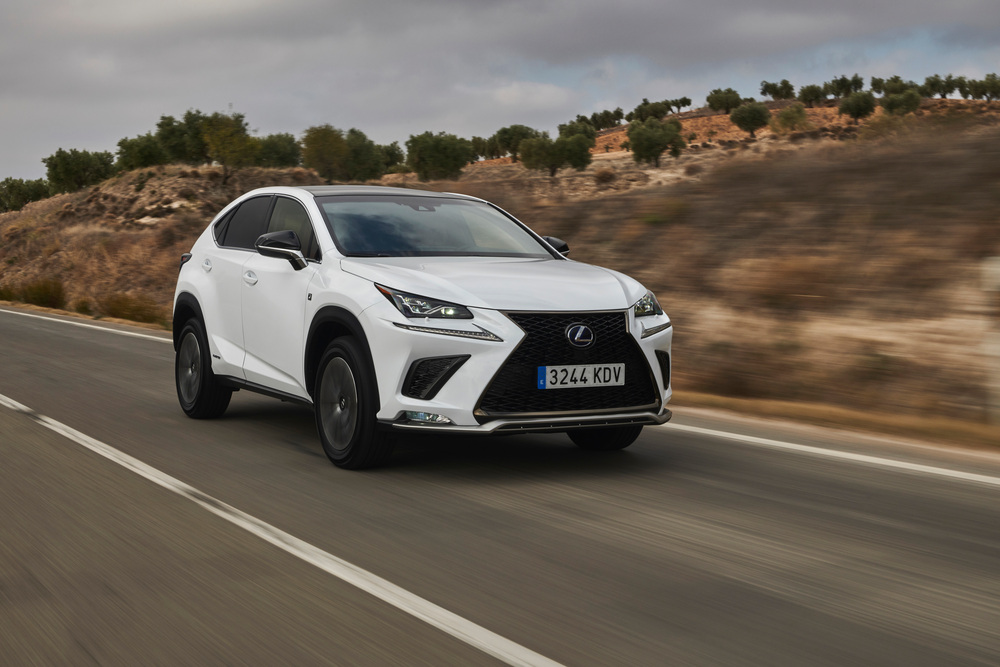 Lexus NX 1 поколение рестайлинг (2017-2021) кроссовер