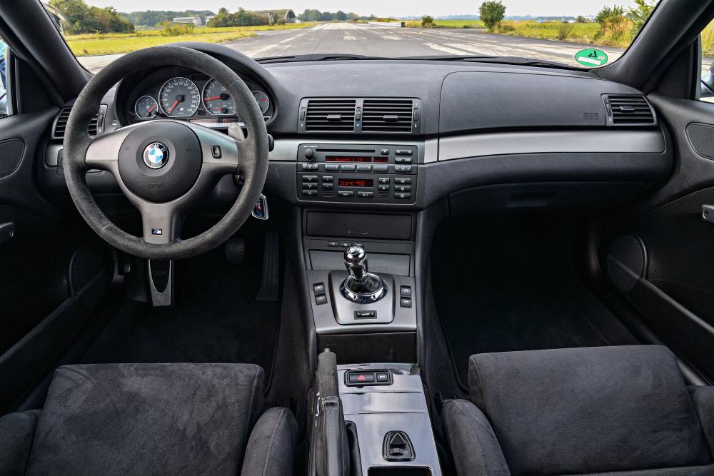 BMW M3 E46 (2003) CSL купе 2-дв. интерьер 