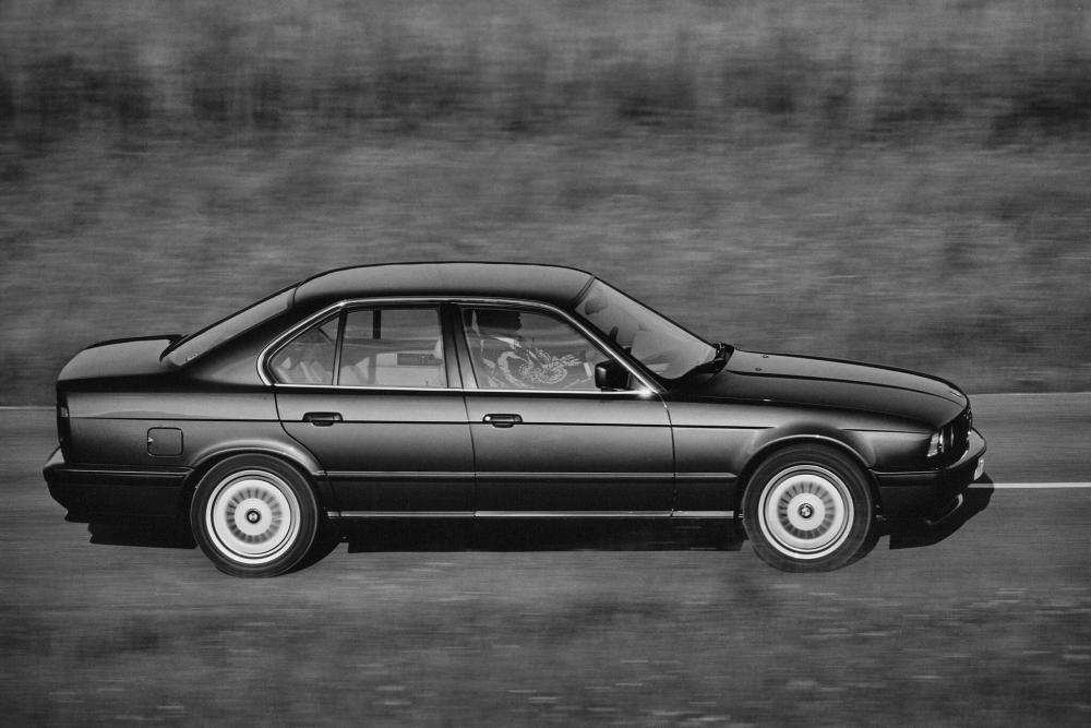 BMW M5 E34 (1988-1995) Седан