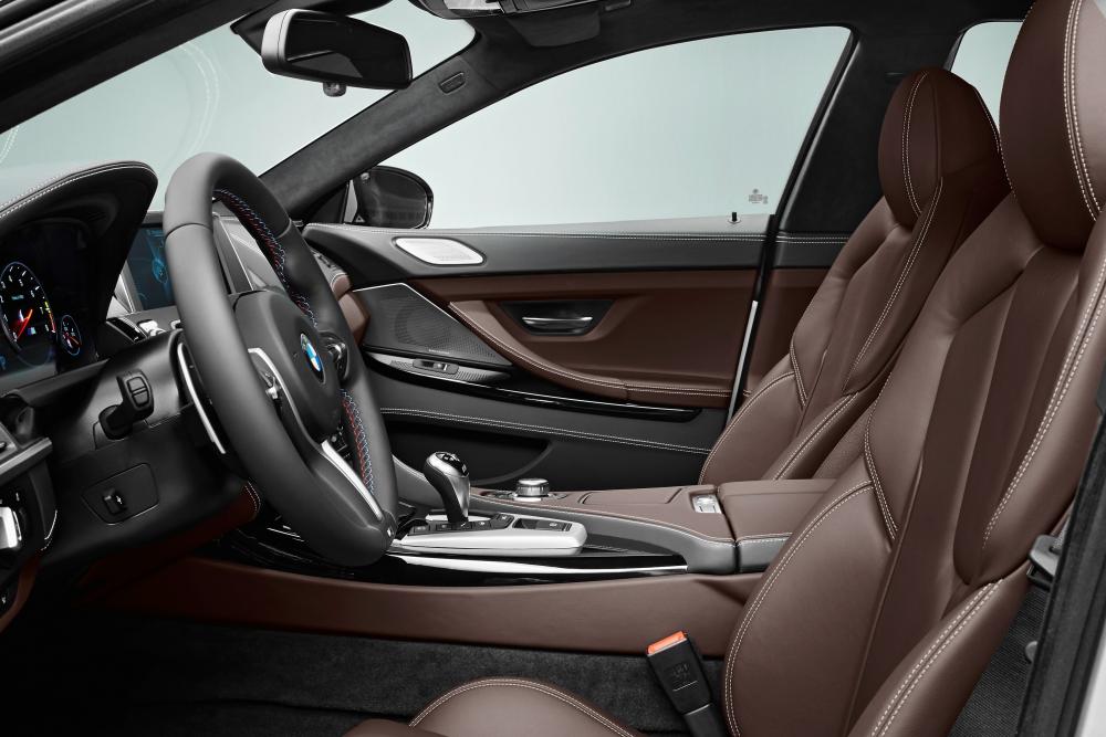 BMW M6 F06 (2012-2015) Gran Coupe седан интерьер 