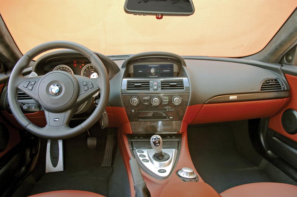 BMW M6 E63 (2005-2010) Купе интерьер 