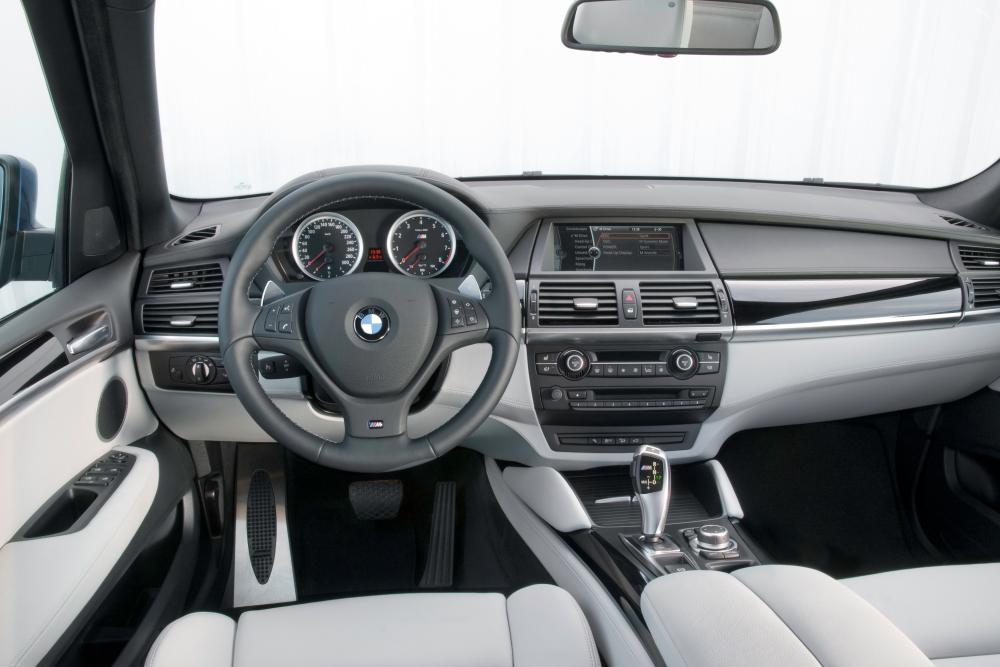BMW X5 M E70 (2009-2013) Кроссовер интерьер