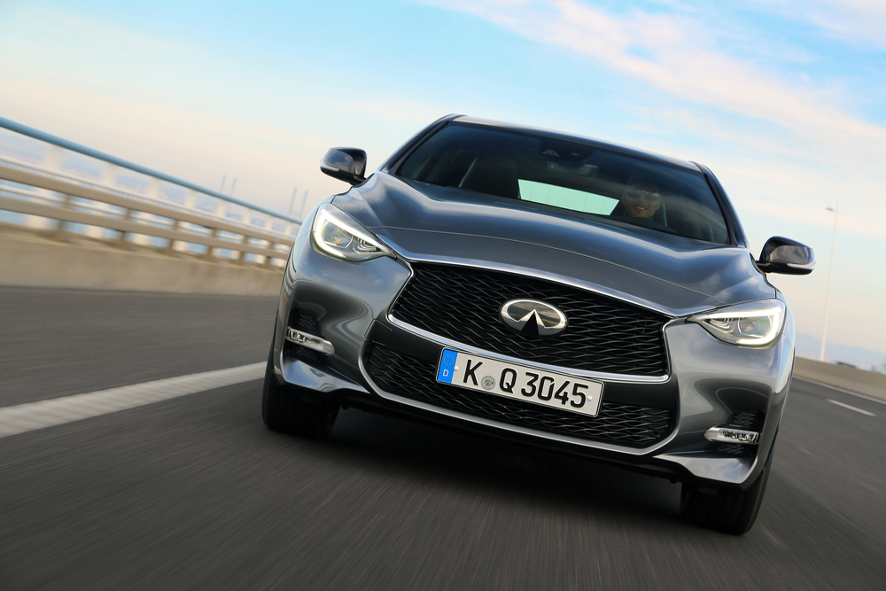 Infiniti Q30 1 поколение (2016-2019) Хетчбэк