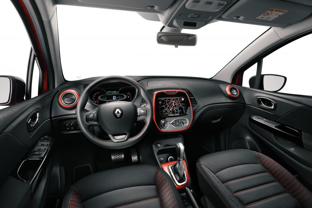 Renault Kaptur 1 поколение (2016-2020) Кроссовер интерьер