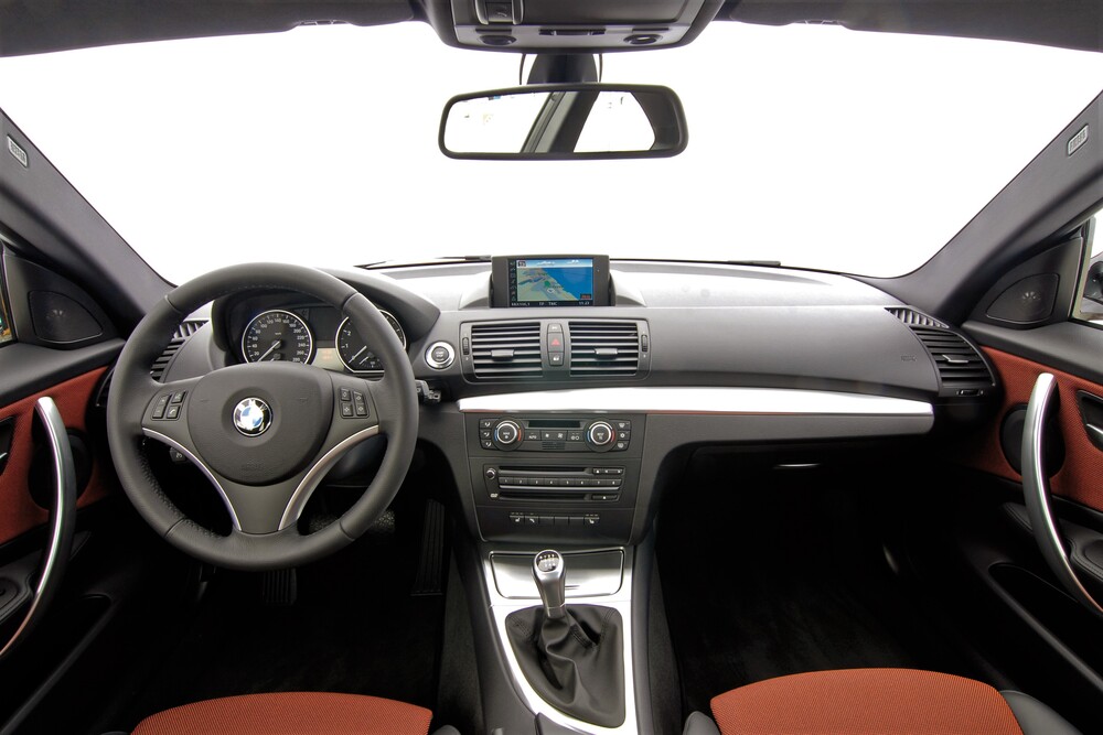 BMW 1 серия 1 поколение E81/E82/E87/E88 [рестайлинг] (2007-2012) купе