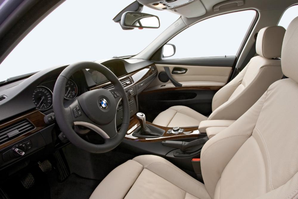 BMW 3 серия 5 поколение E91 [рестайлинг] (2008-2013) Touring универсал интерьер 