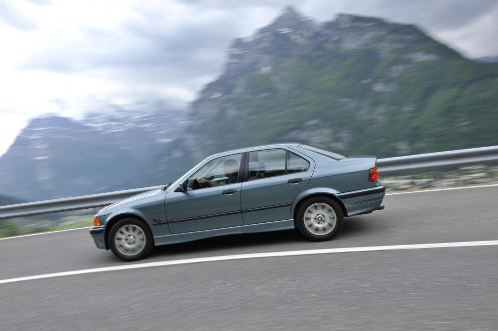 BMW 3 серия 3 поколение E36 (1990-2000) Седан