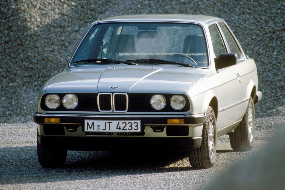 BMW 3 серия 2 поколение E30 (1982-1991) Купе