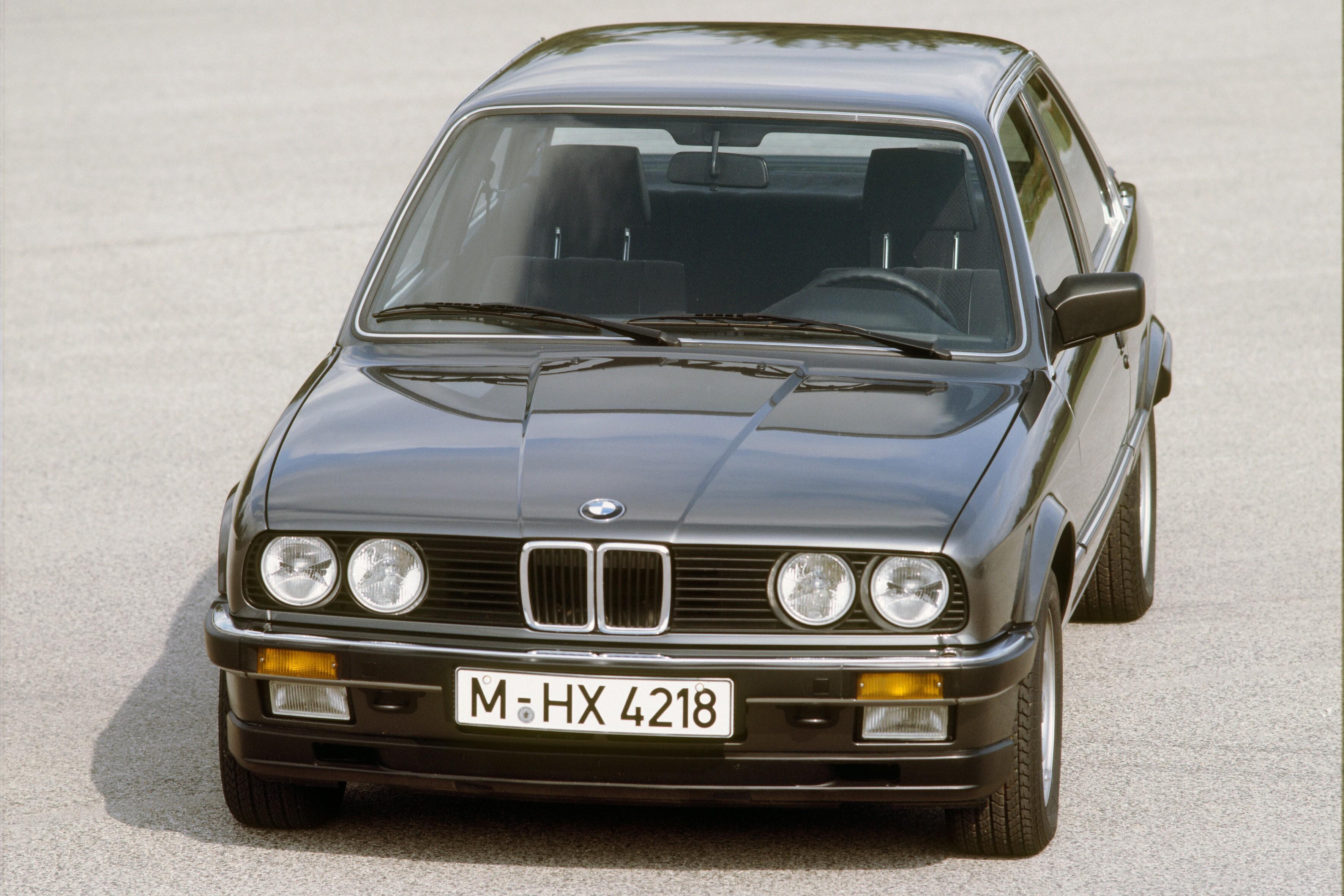 Serie 80. BMW 323i e30. БМВ е30 323i. BMW e30 324d. BMW e30 Coupe 323.
