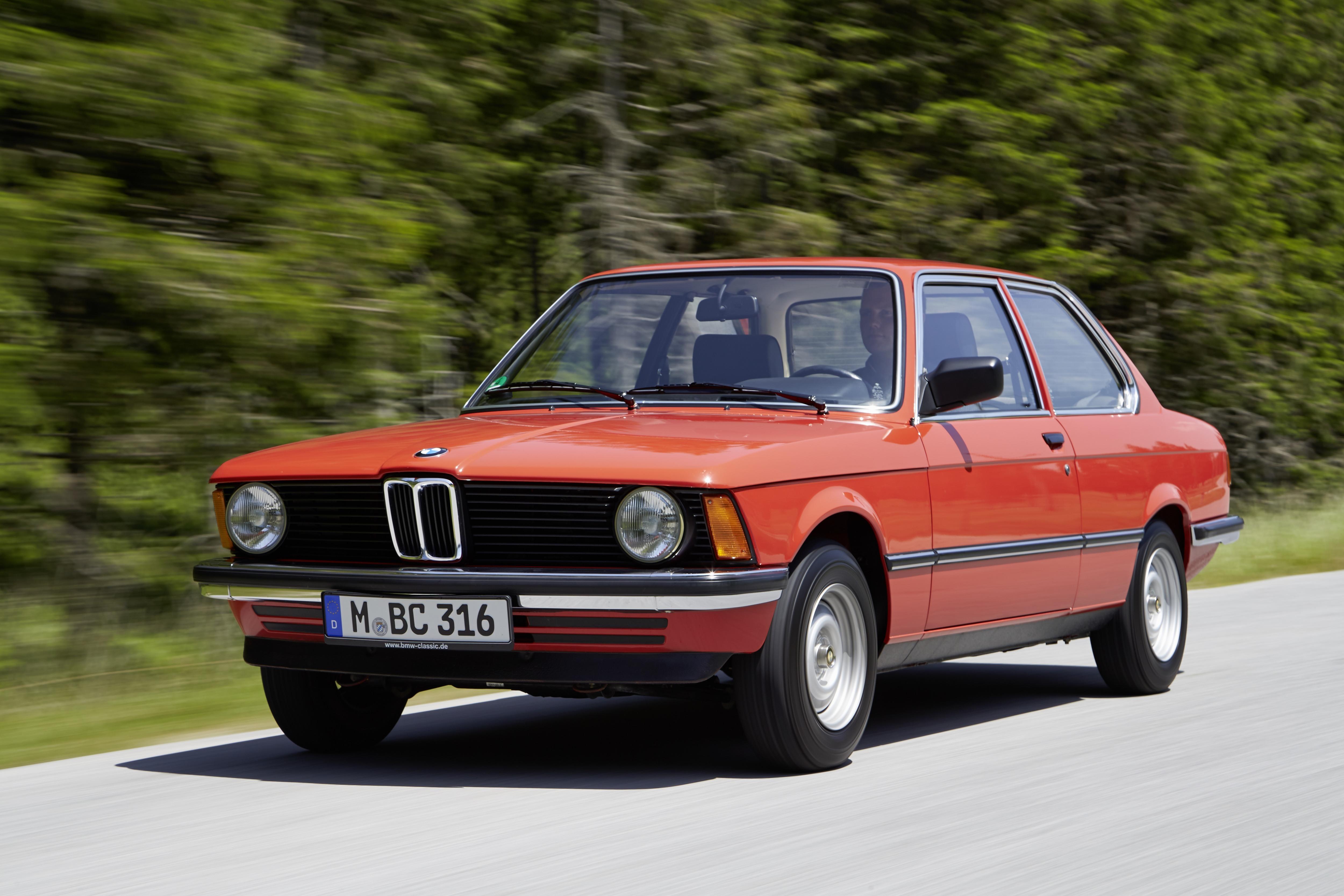 Первое поколение автомобилей. BMW 3 e21. БМВ 316 е21. БМВ 316 e21. BMW 3 Series e21 316.