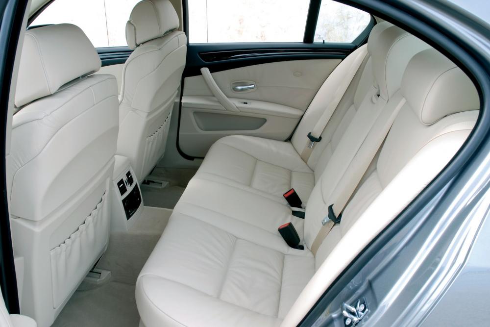 BMW 5 серия E60 [рестайлинг] (2007-2010) Седан интерьер 