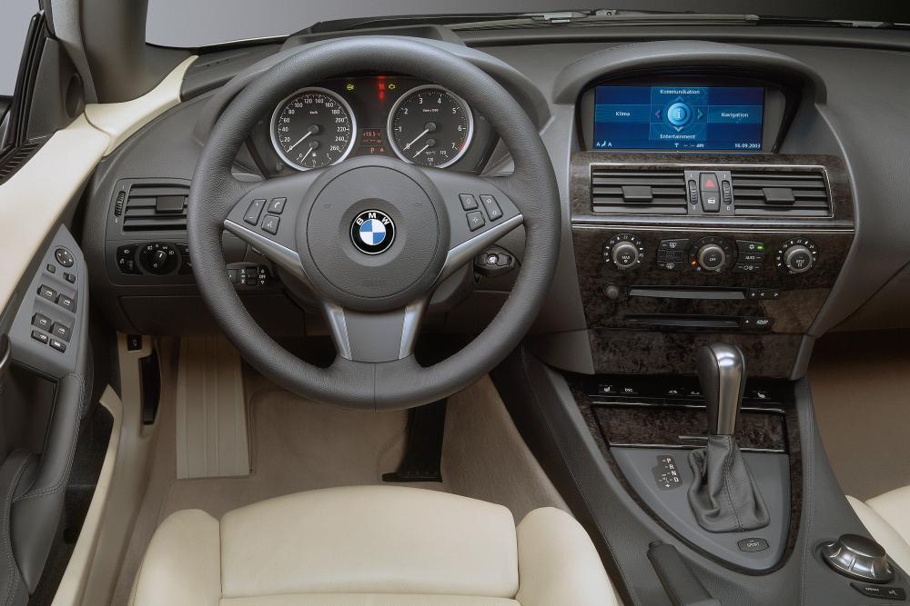BMW 6 серия 2 поколение E64 (2004-2007) Кабриолет интерьер 