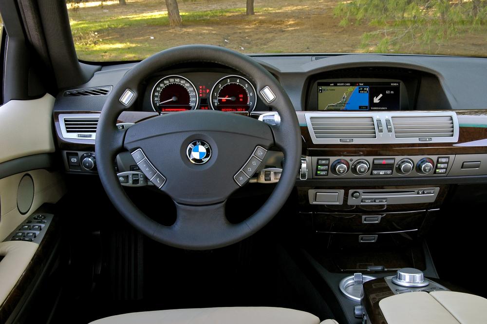 BMW 7 серия 4 поколение E65/E66 [рестайлинг] (2005-2008) Седан интерьер 