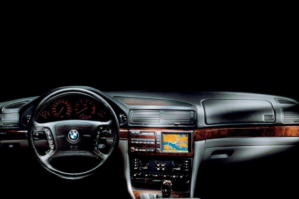 BMW 7 серия 3 поколение E38 (1994-1998) Седан интерьер 