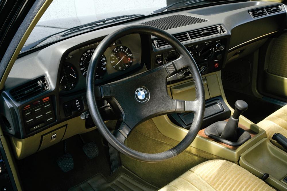 BMW 7 серия 1 поколение E23 (1977-1982) Седан интерьер 