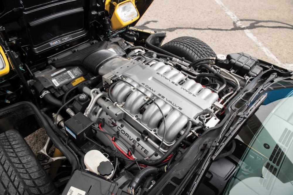 Chevrolet Corvette C4 2-й рестайлинг ZR1 тарга 2-дв. двигатель