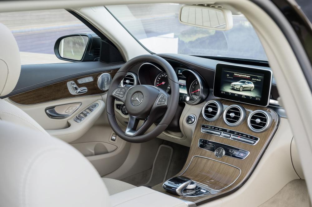 Mercedes-Benz C-Класс C205 универсал интерьер