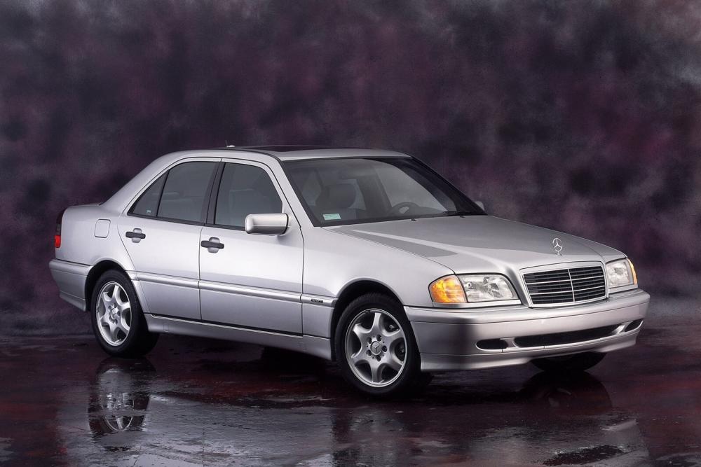 Mercedes-Benz C-Класс W202 (1993-1997) Седан