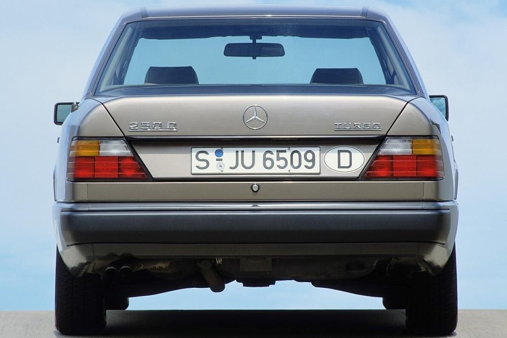 Mercedes-Benz E-Класс W124 рестайлинг (1989-1993) Седан 4-дв.