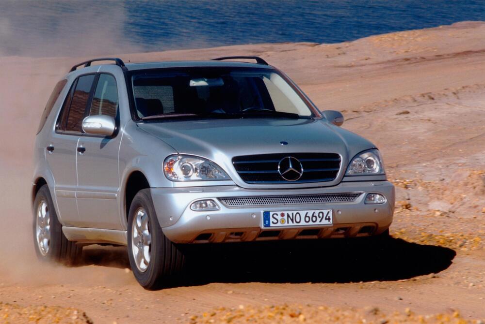Mercedes-Benz M-Класс W163 [рестайлинг] (2001-2005) кроссовер 