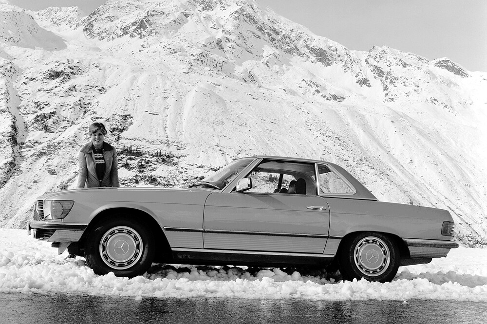 Mercedes-Benz SL R107 (1971-1989) родстер 