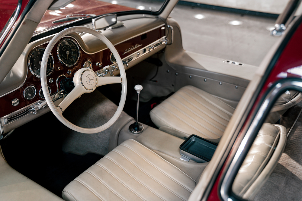 Mercedes-Benz SL-Класс W198 Купе (1954-1963) интерьер 