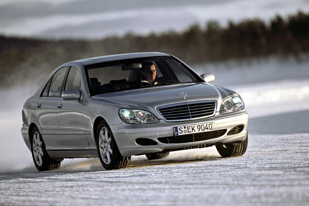 Mercedes-Benz S-Класс W220 [рестайлинг] (2002-2005) Седан 4-дв.