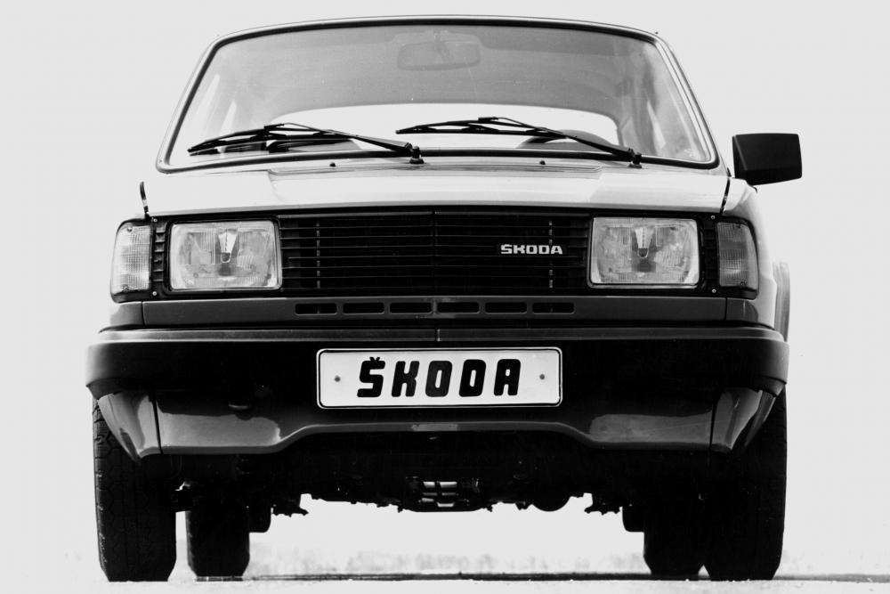 Skoda 105/120/130 1 поколение [рестайлинг] (1983-1989) Седан