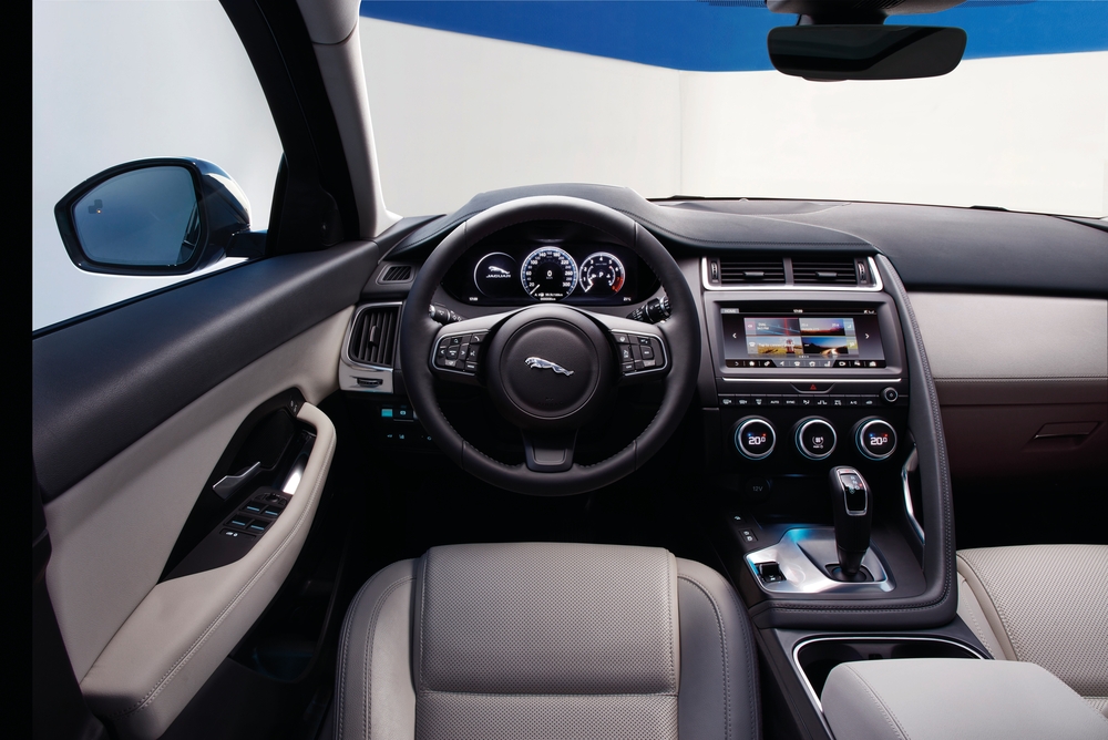 Jaguar E-Pace 1 поколение (2017-2020) Кроссовер интерьер