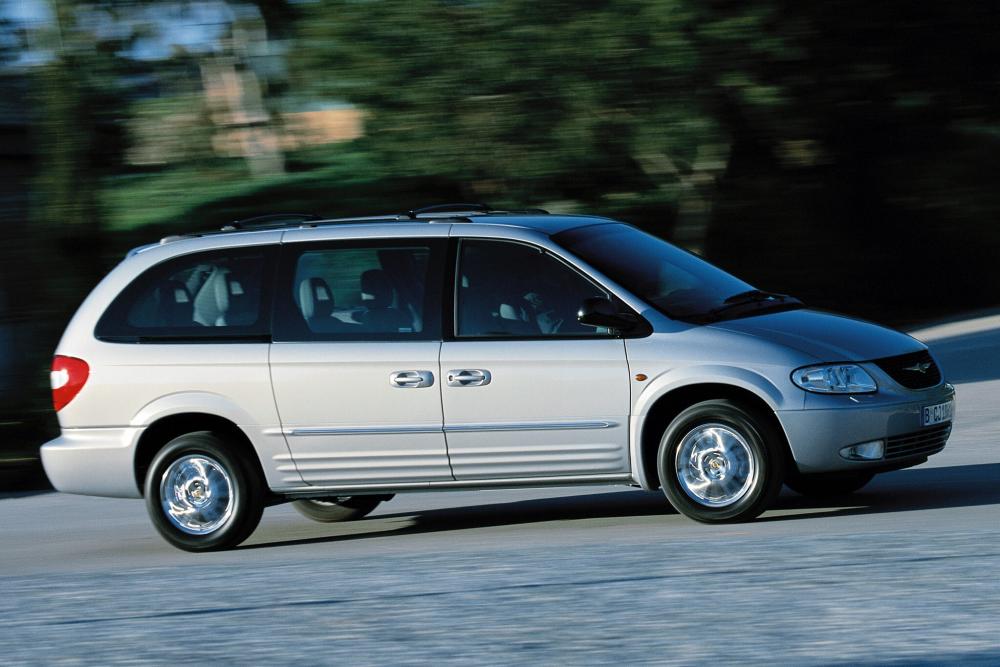 Chrysler Voyager 4 поколение (2001-2004) Grand минивэн 5-дв