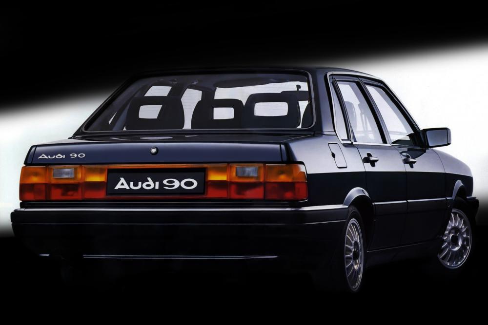 Audi 90 B2 (1984-1986) Седан