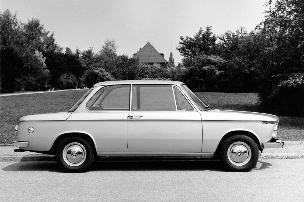 BMW 02 (E10) 1 поколение (1966-1977) Седан 2-дв.