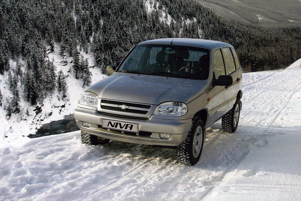 Chevrolet Niva 1 поколение (2002-2009) Внедорожник 5-дв.